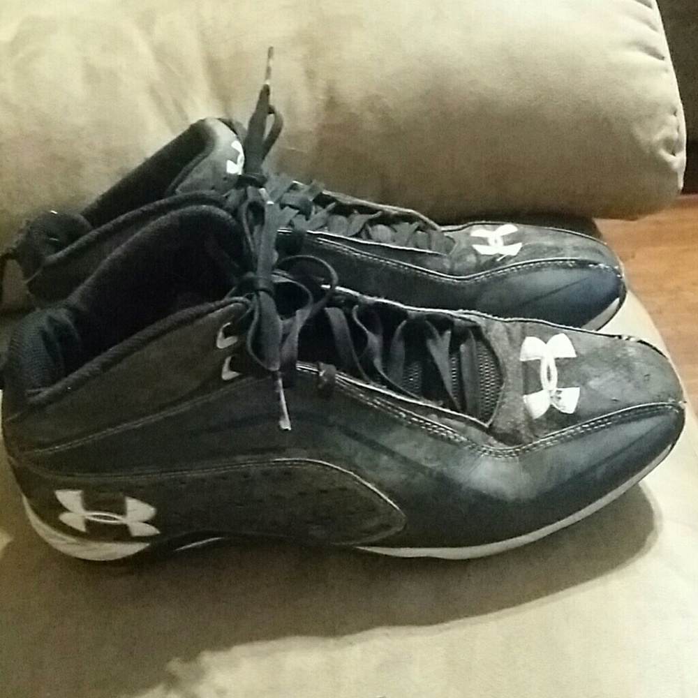 Under Armour football cleats